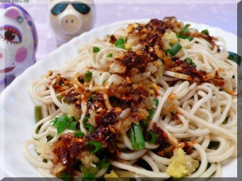 鸡丝凉面